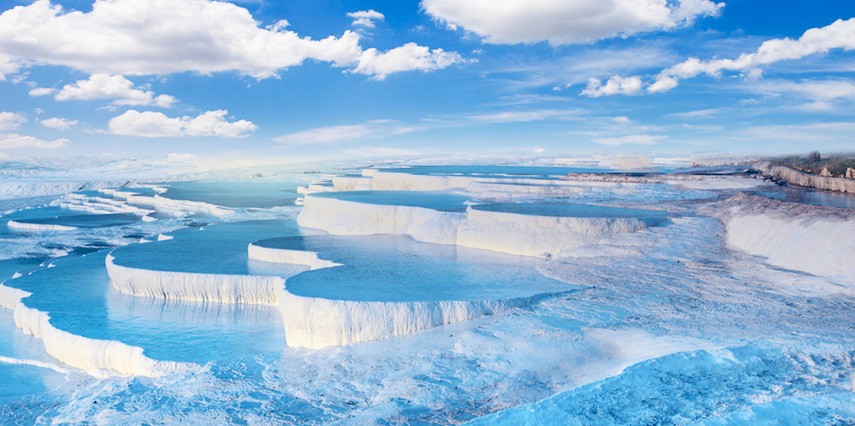 Salda Gölü Pamukkale Çeşme Alaçatı Turu / 1 Gece Otel Konaklaması