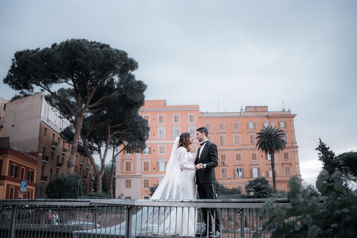 Rome: Photo Shoot in Rome with Professional Photographer